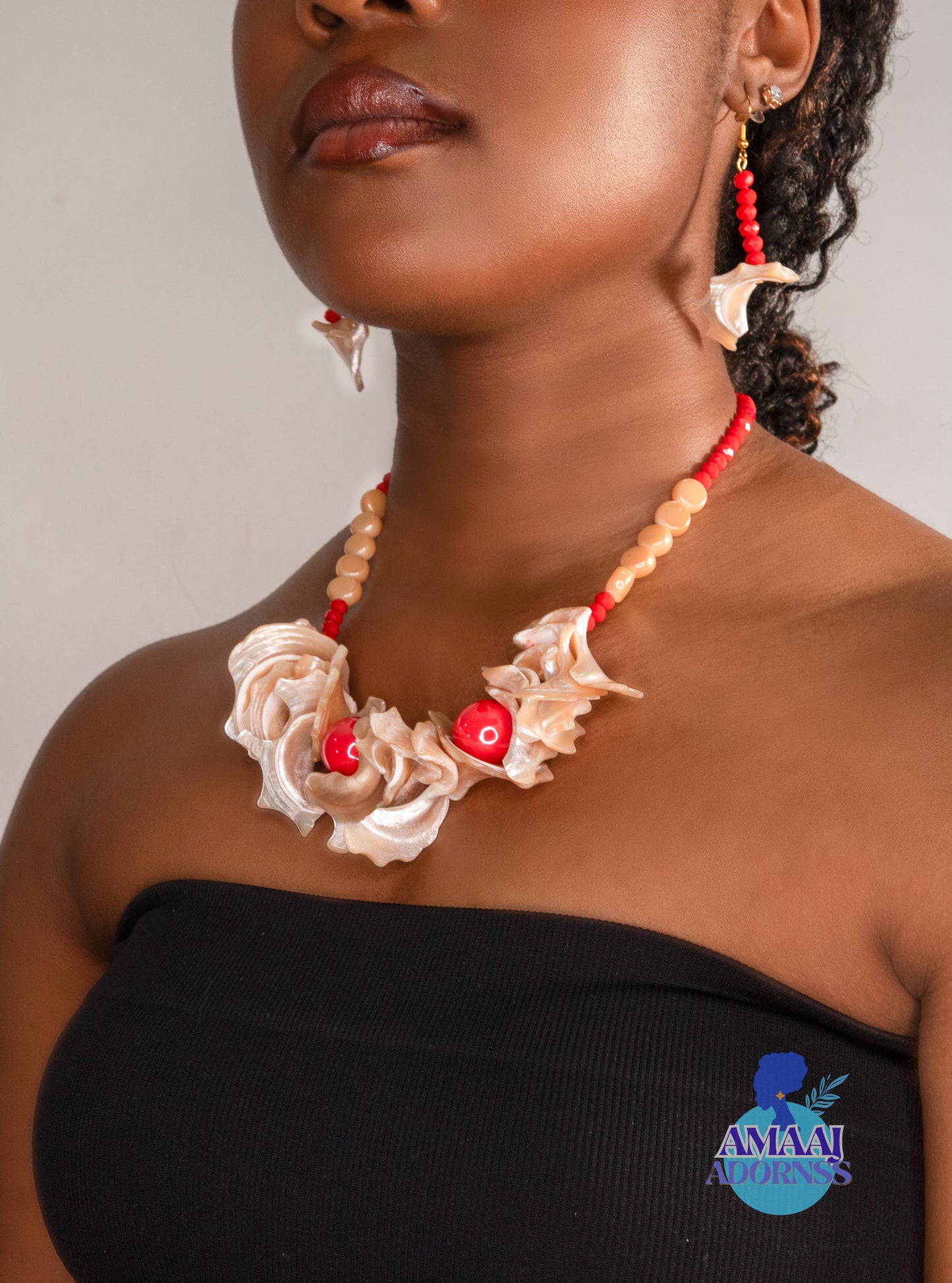 SHELL NECKLACE