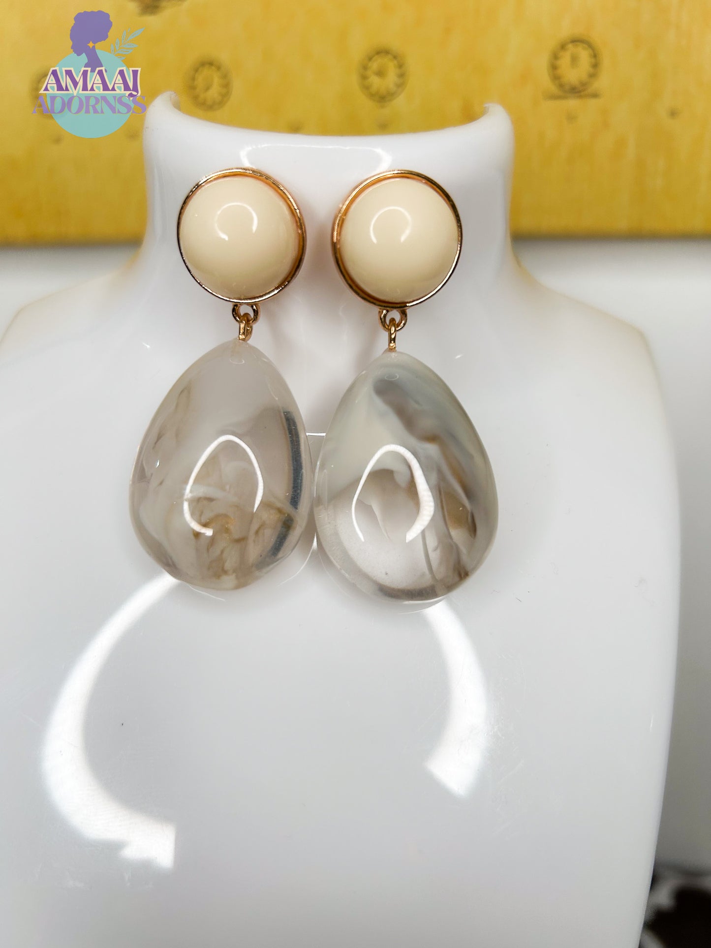 Moonlight Dangle Earring